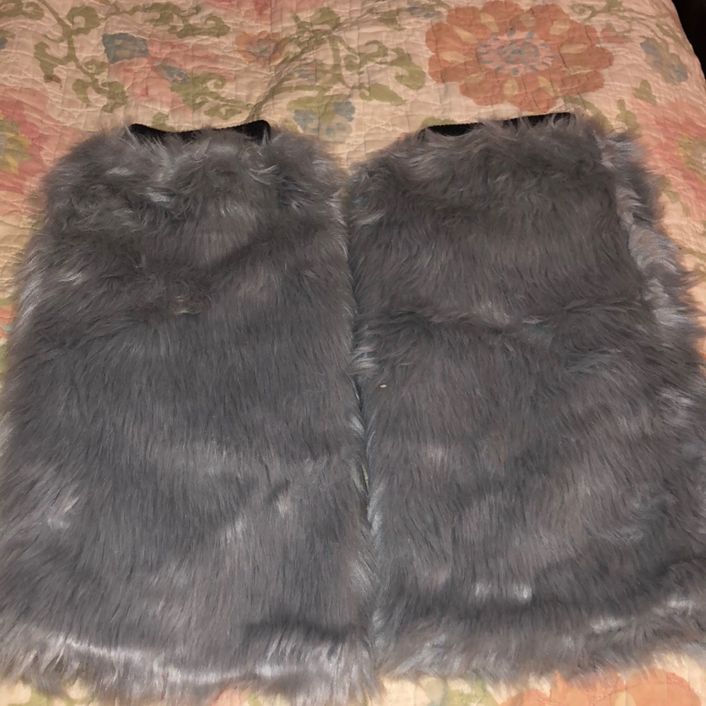 Faux fur leg warmers